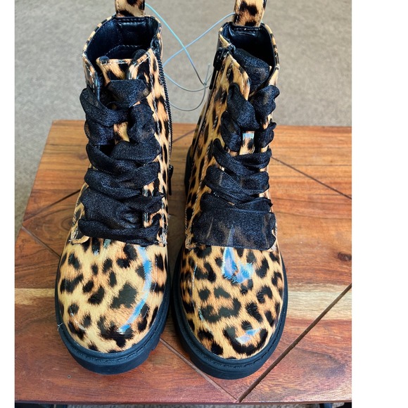 art class Other - Art Class Kids Leopard Print Patent Combat Boots Ribbon Laces Side Zip Size 13